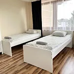 Parysa