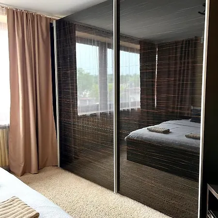 Albergue Parysa *